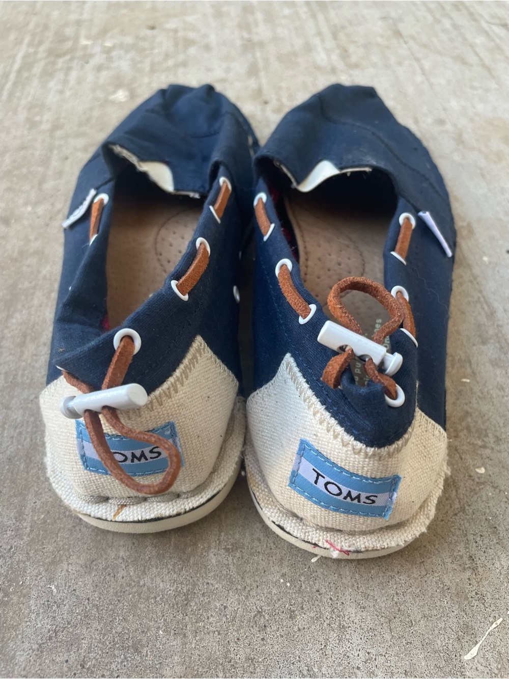 TOMS Women’s Navy and Natural Canvas Slip-On Shoes